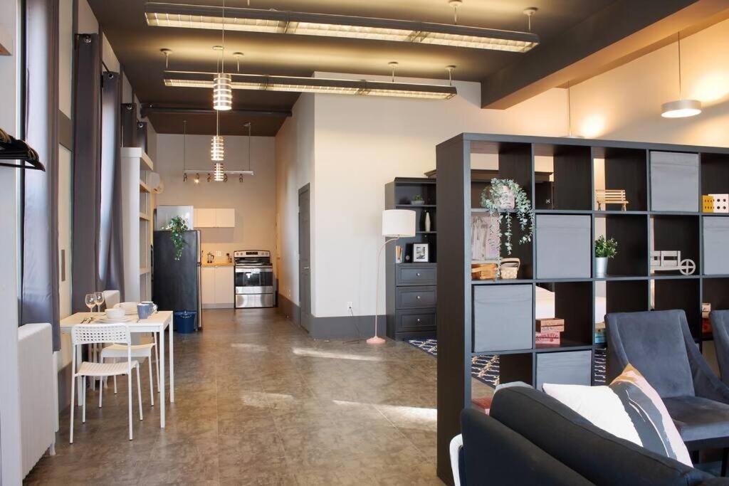 Suite #B, Industrial Styling, Ac Halifax Esterno foto