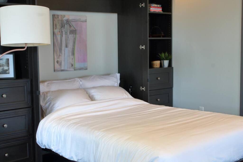 Suite #B, Industrial Styling, Ac Halifax Esterno foto